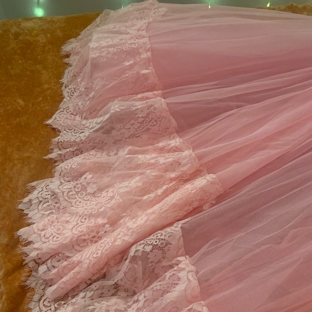 NWT Widow Death Becomes Her Goth Gown in Pink Lace Sz M - Picture 12 of 16
